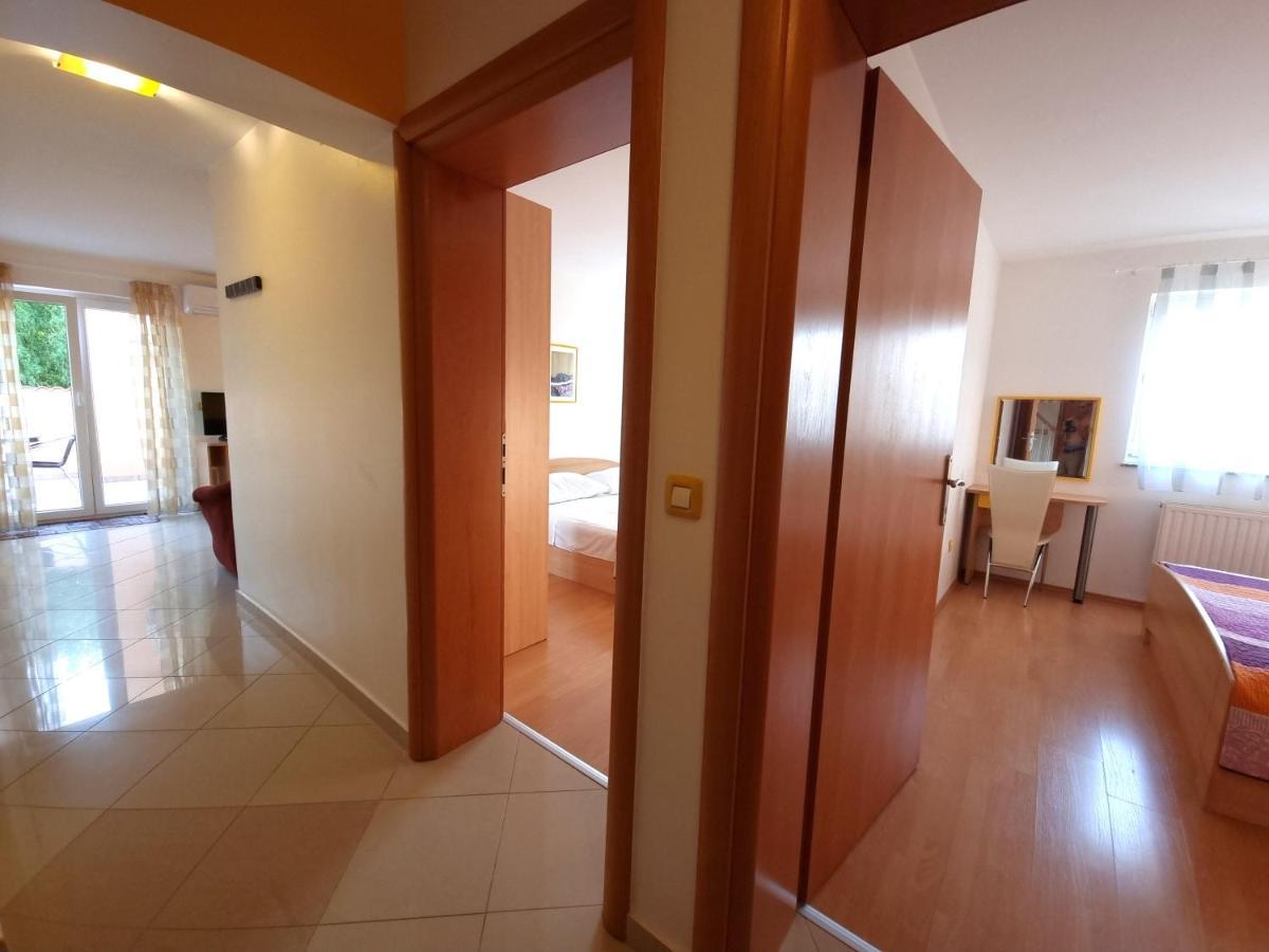 Apartments Kay Baska  Luaran gambar